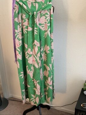 Tori Richard Green Wide-Leg Floral Jumpsuit with Pink Prints. EUC